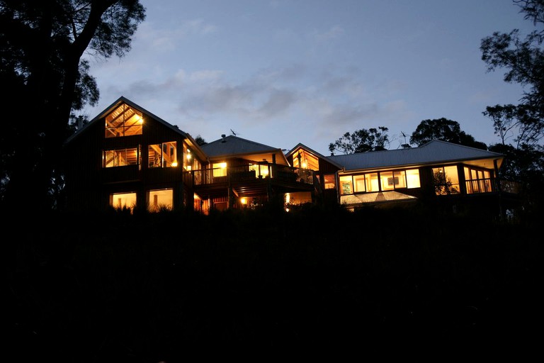 Cabins (Binalong Bay, Tasmania, Australia)