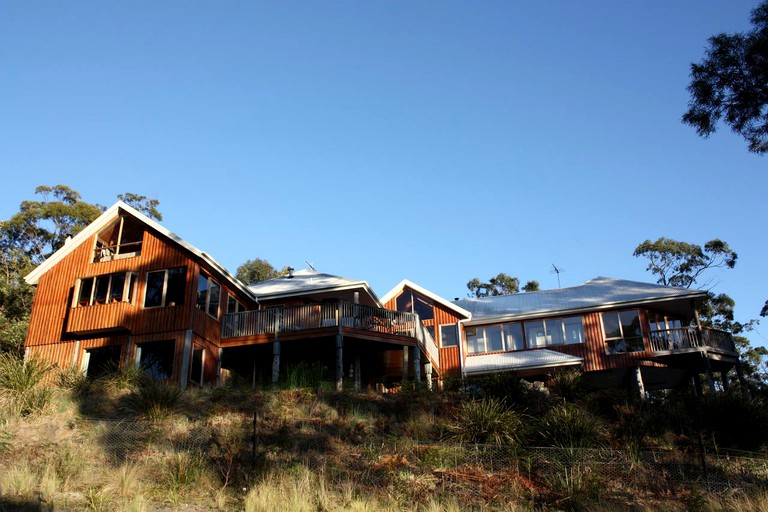 Cabins (Binalong Bay, Tasmania, Australia)