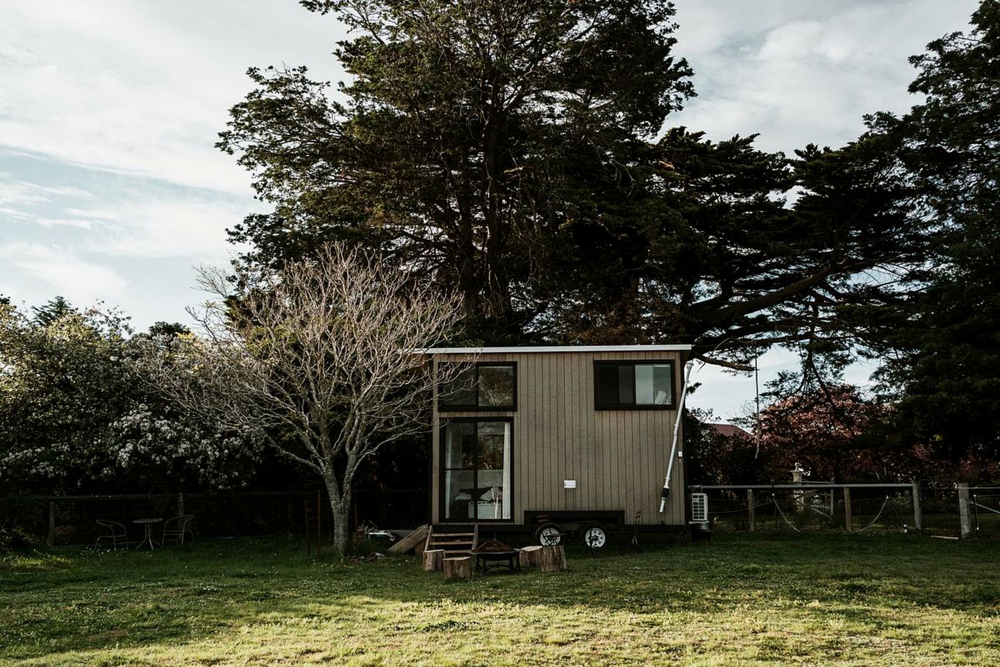 Pet-Friendly Tiny Home Rental for Glamping in New South Wales