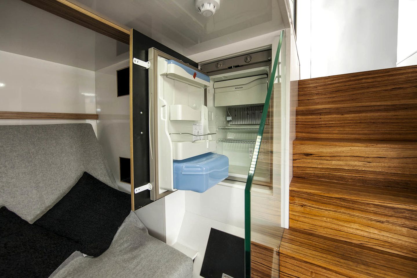 Unique Campervan Rental with Japanese-Style Sleeping Pods in England