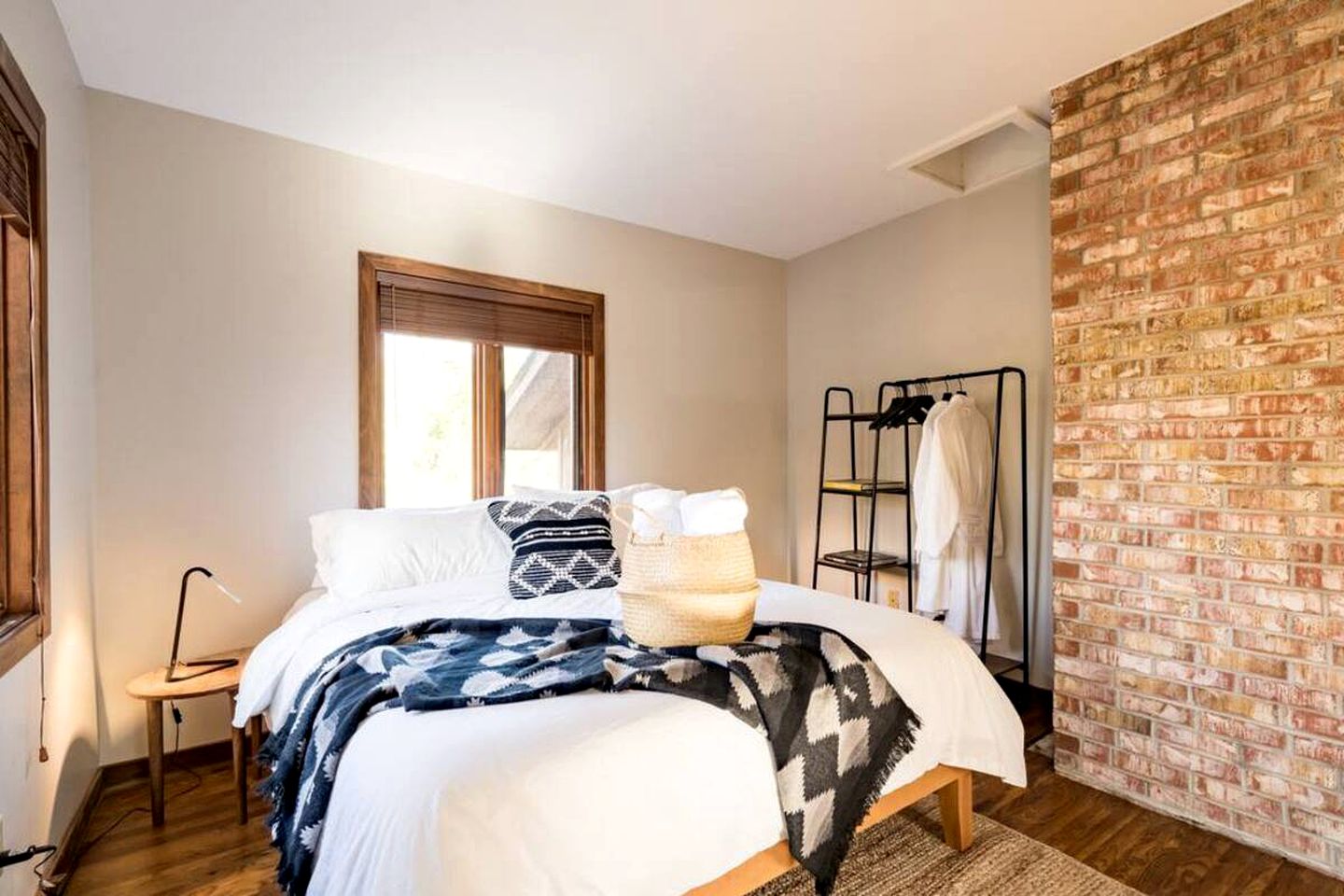 Stunning Home Away From Home in New Albany, Ohio, For Restful Escapes to Nature