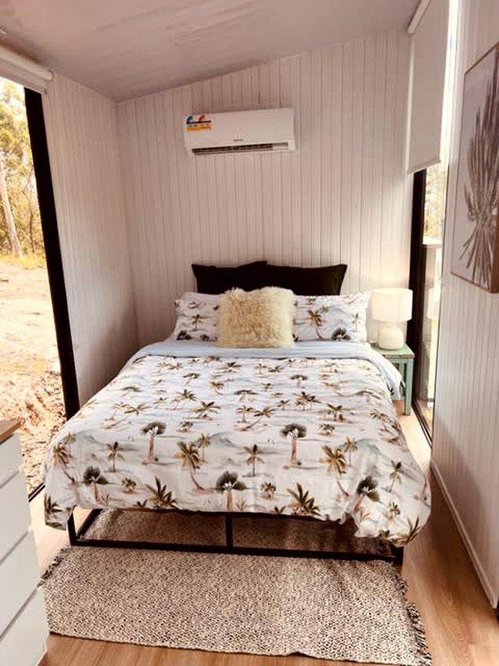 Gold Coast Glamping in a Tiny House near Mount Tamborine