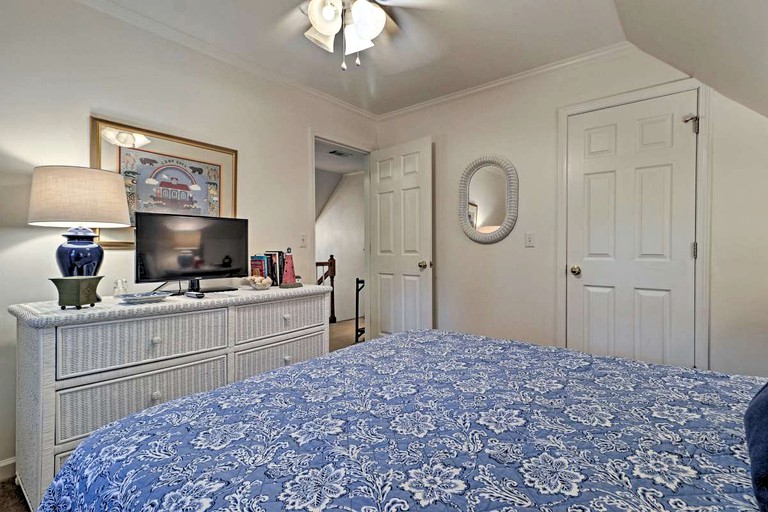 Cabins (Eclectic, Alabama, United States of America)