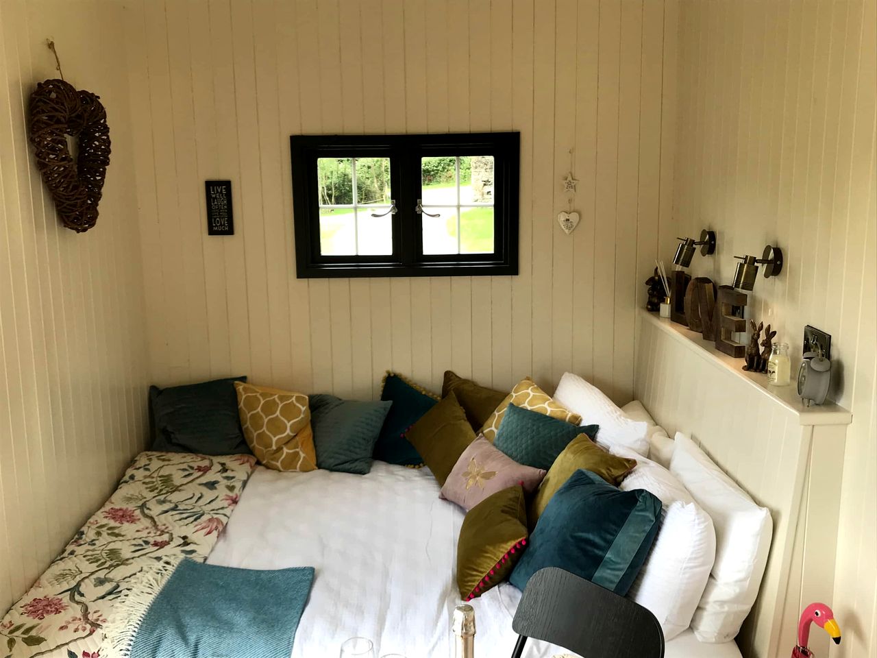 Wonderful Secluded Pod in Erribul, County Clare