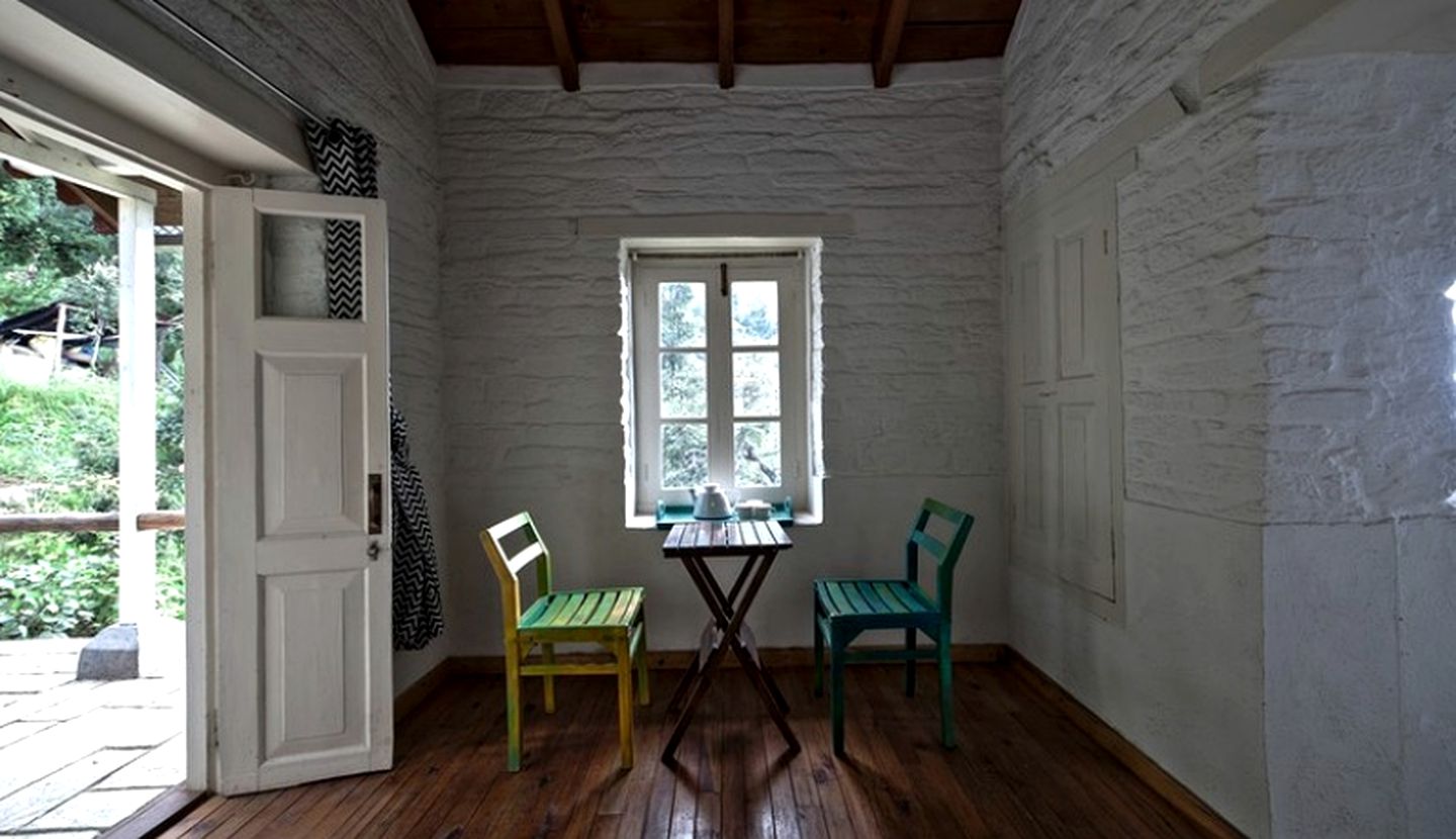 Bedside Mountain Vistas from Luxury Suite for Two in the Himalayas, India