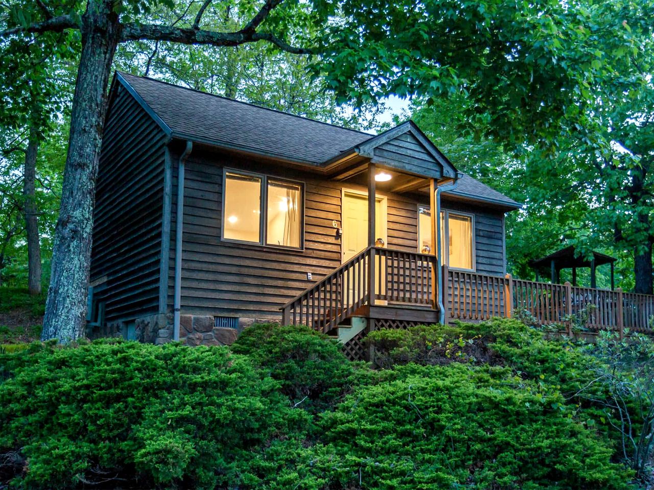 Fall in Love in this Cute Cabin Rental with for Two in Love, Virginia