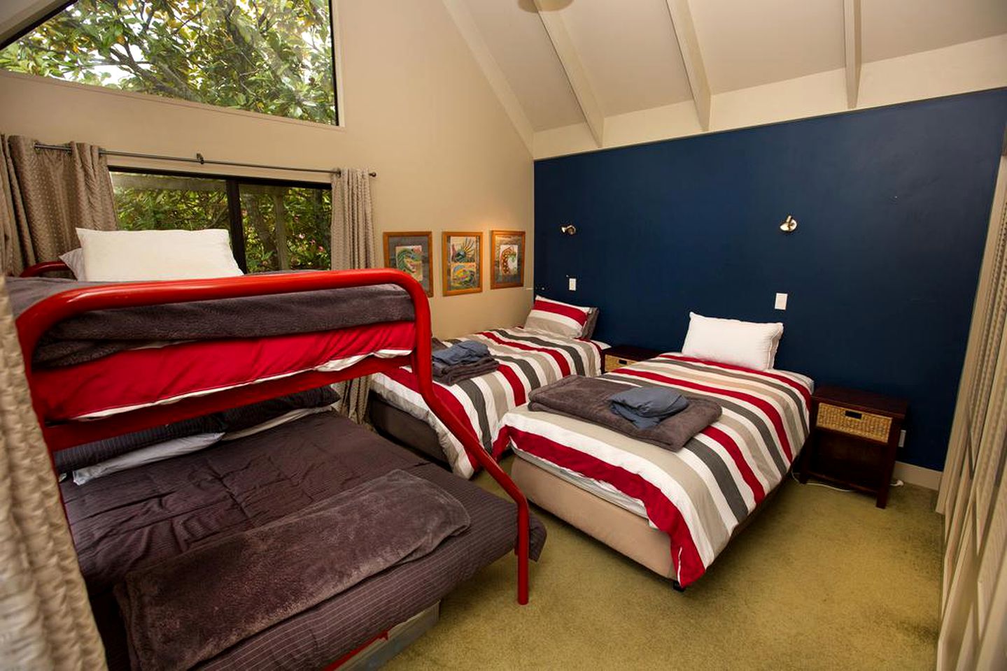 Impressive Villa for Skiers and Golfers near Tongariro National Park, New Zealand