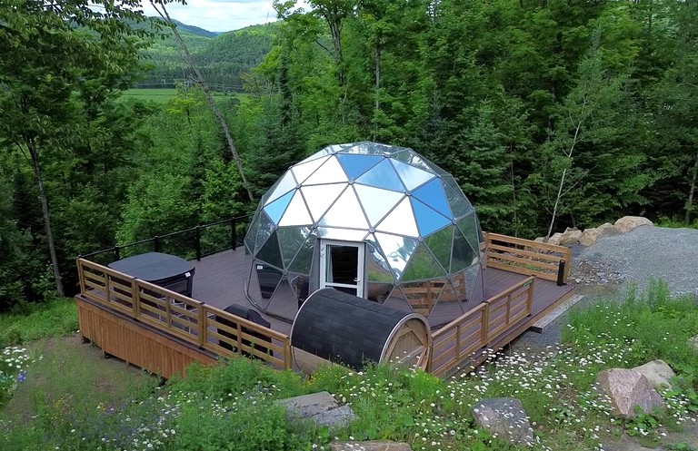 Romantic Glass Dome Rental with Private Hot Tub & Sauna near Mont-Tremblant, La Conception, Quebec