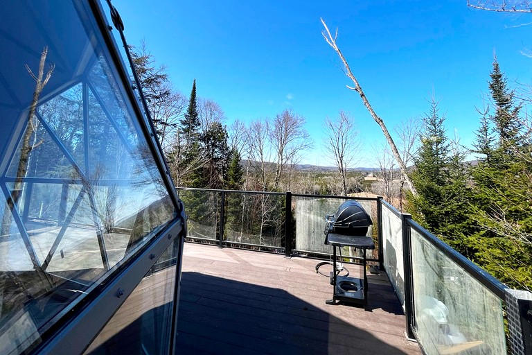 Domes (Canada, La Conception, Quebec)