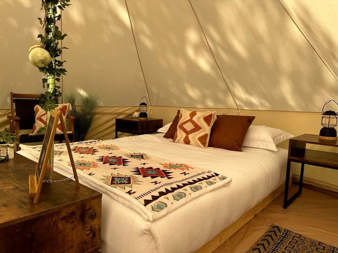 Bell Tents (Canada, Miller Lake, Ontario)