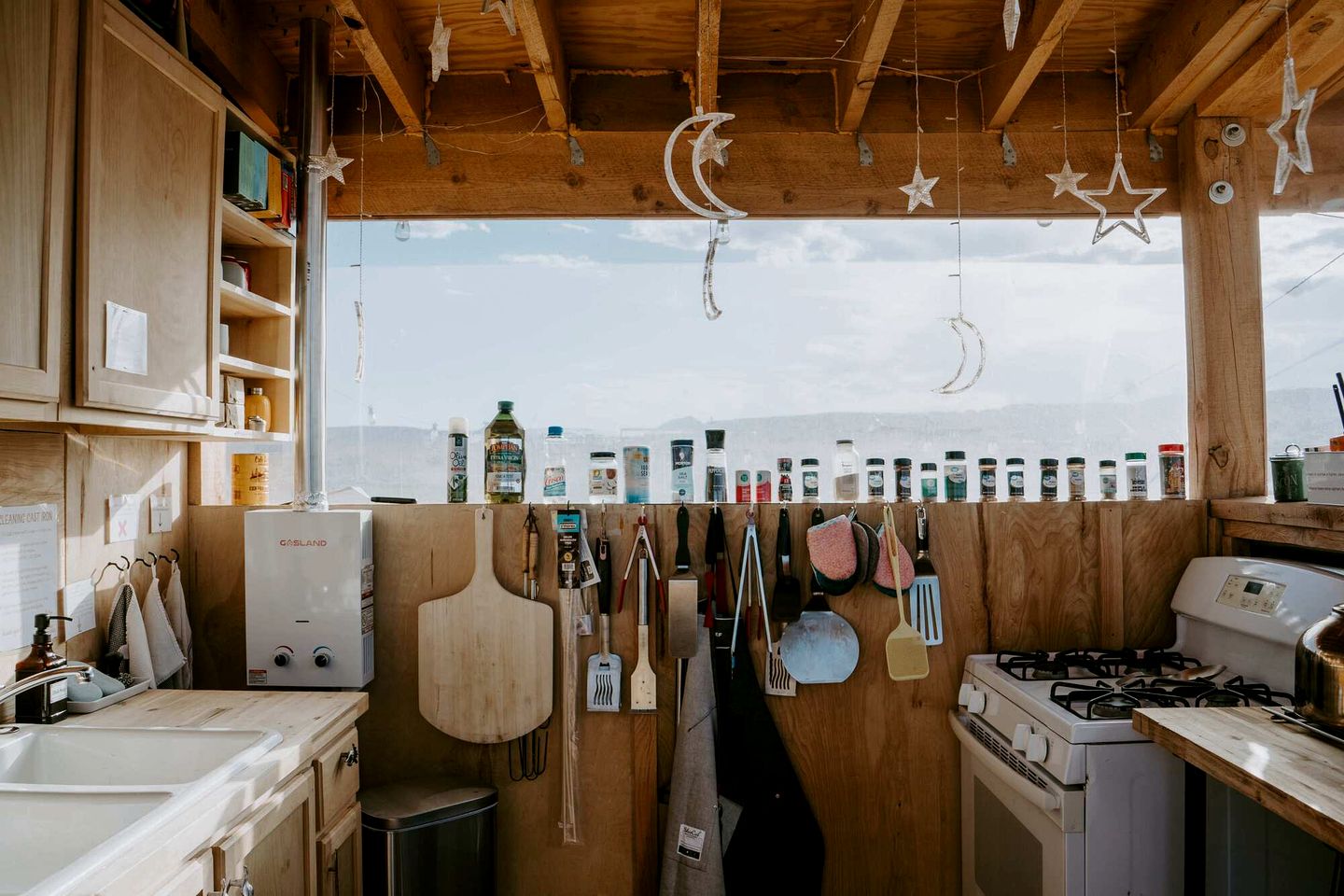 Spacious Bell Tent Rental for Two to Go Glamping in Utah