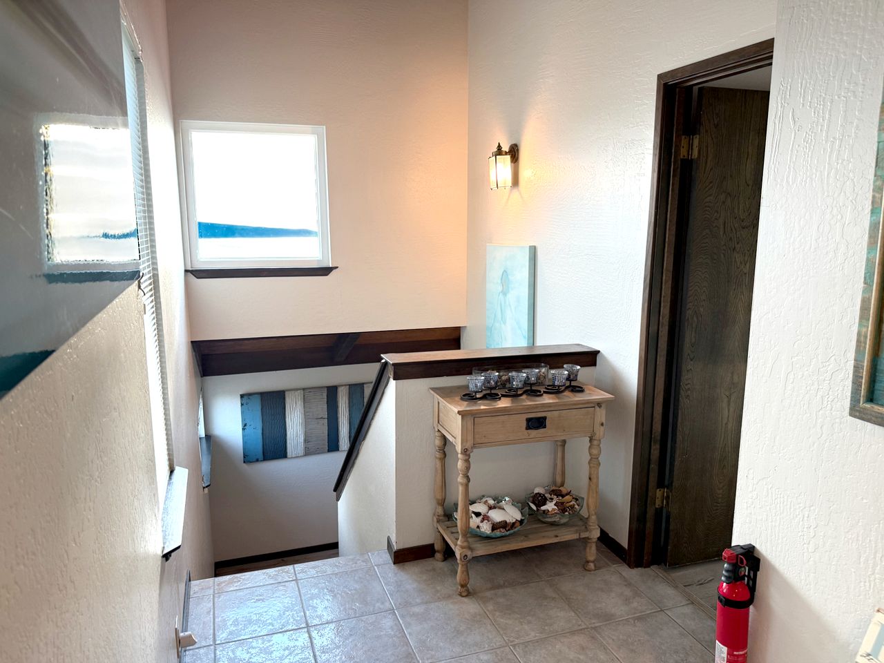 Charming Oceanfront Coastal Home with Hot Tub and Panoramic Views Near Dillon Beach, California