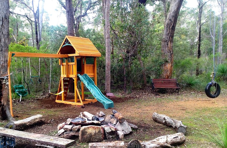 Cottages (Margaret River, Western Australia, Australia)