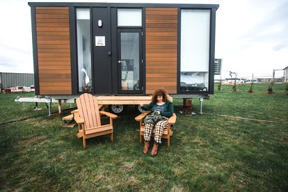 Cozy Tiny House with Stunning Lake Views and Amazing Wildlife in Victoria, Australia photo 5
