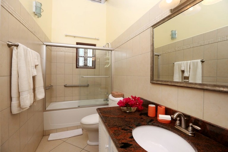 Vacation Rentals (Saint Lucia, Corinth, Gros Islet)