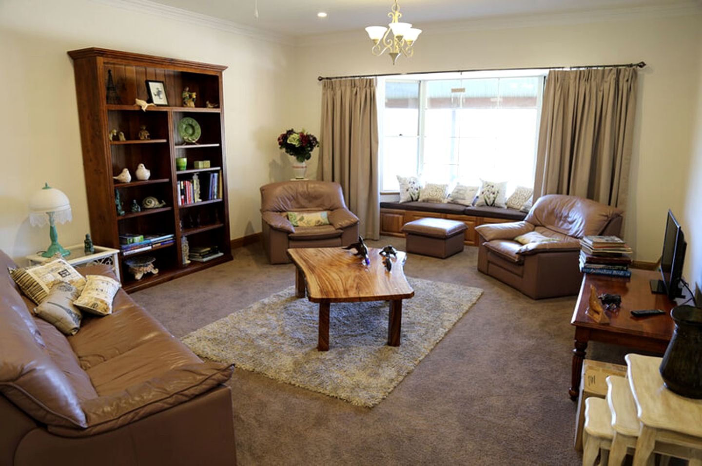 Charming Vacation Rental with River Views in Wingham, New South Wales