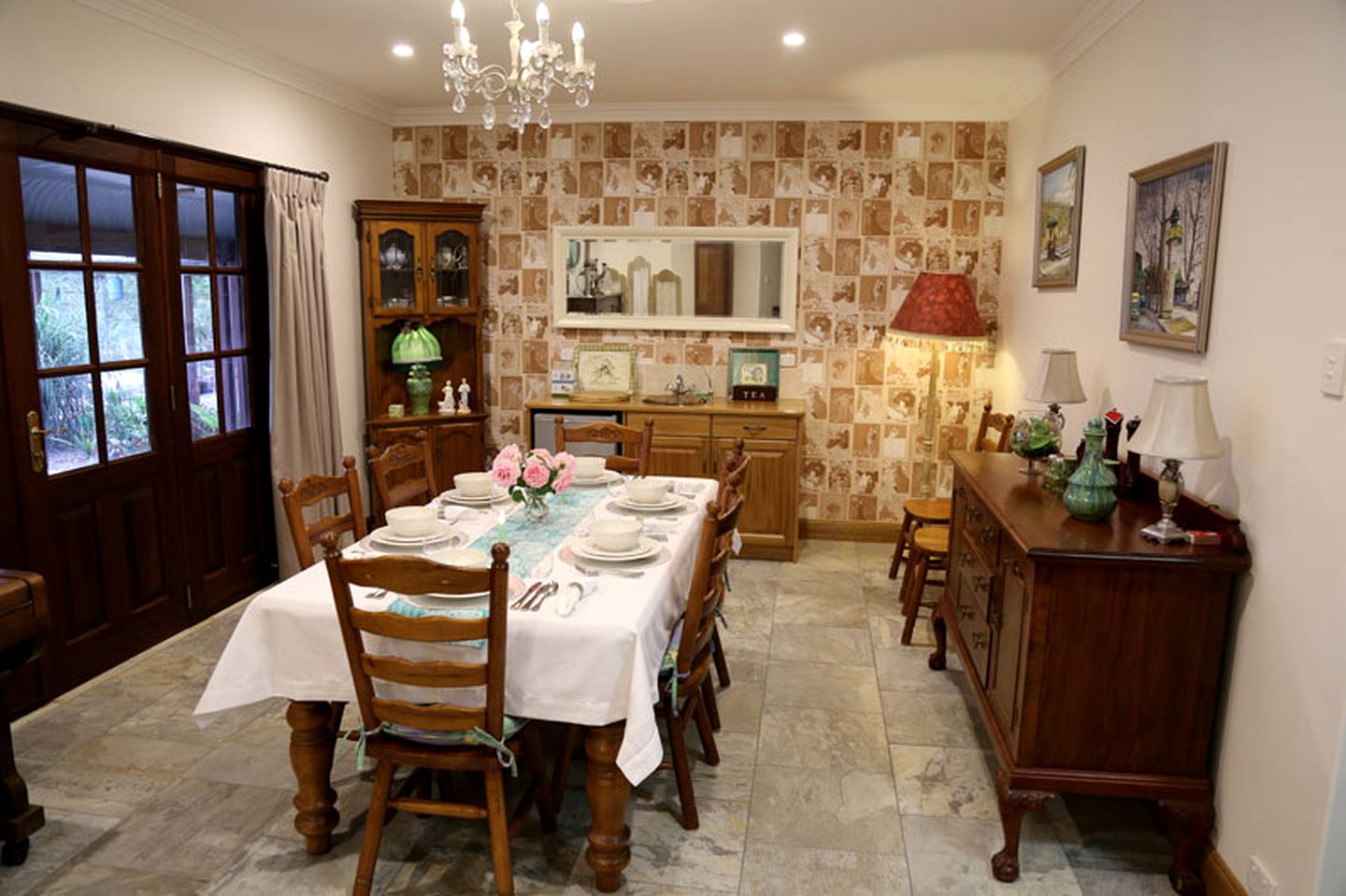 Luxury Bed and Breakfast Getaway near the Manning River in New South Wales