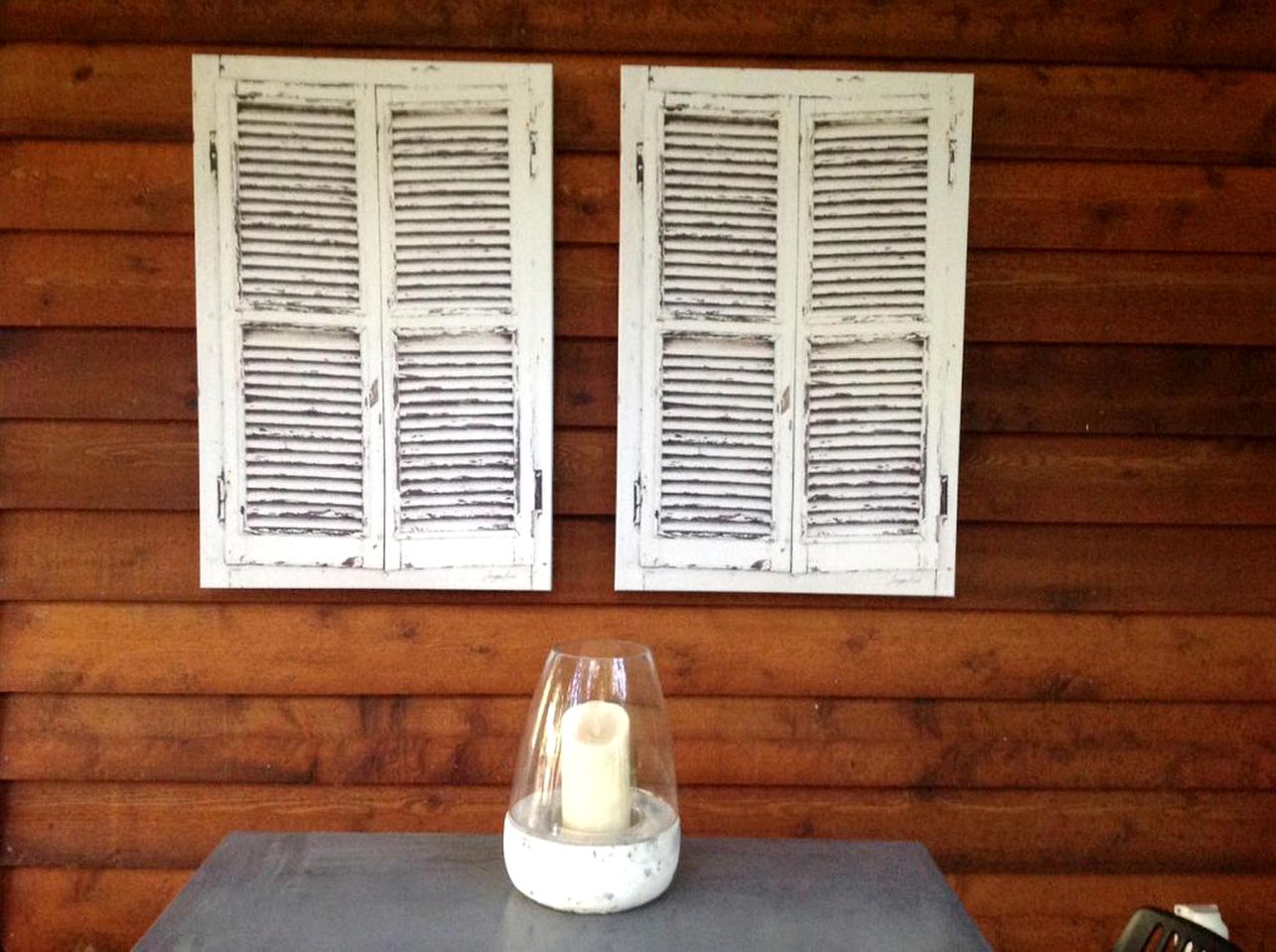 Welcoming Couples' Cabin Rental with Wood-Burning Stove near Montville, Queensland