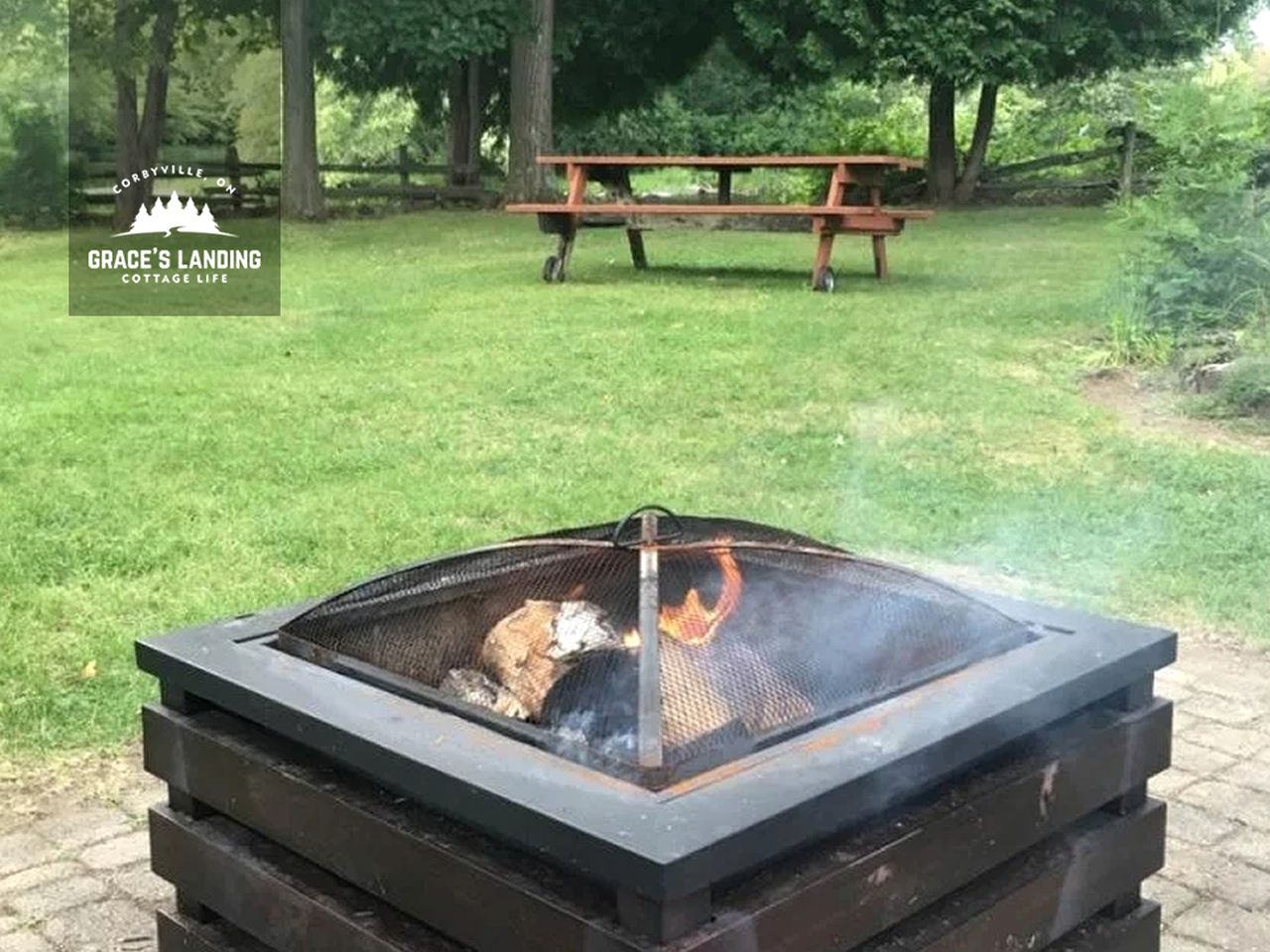 Beautiful Cottage with Fire Pit and Barbecue in Belleville, Ontario