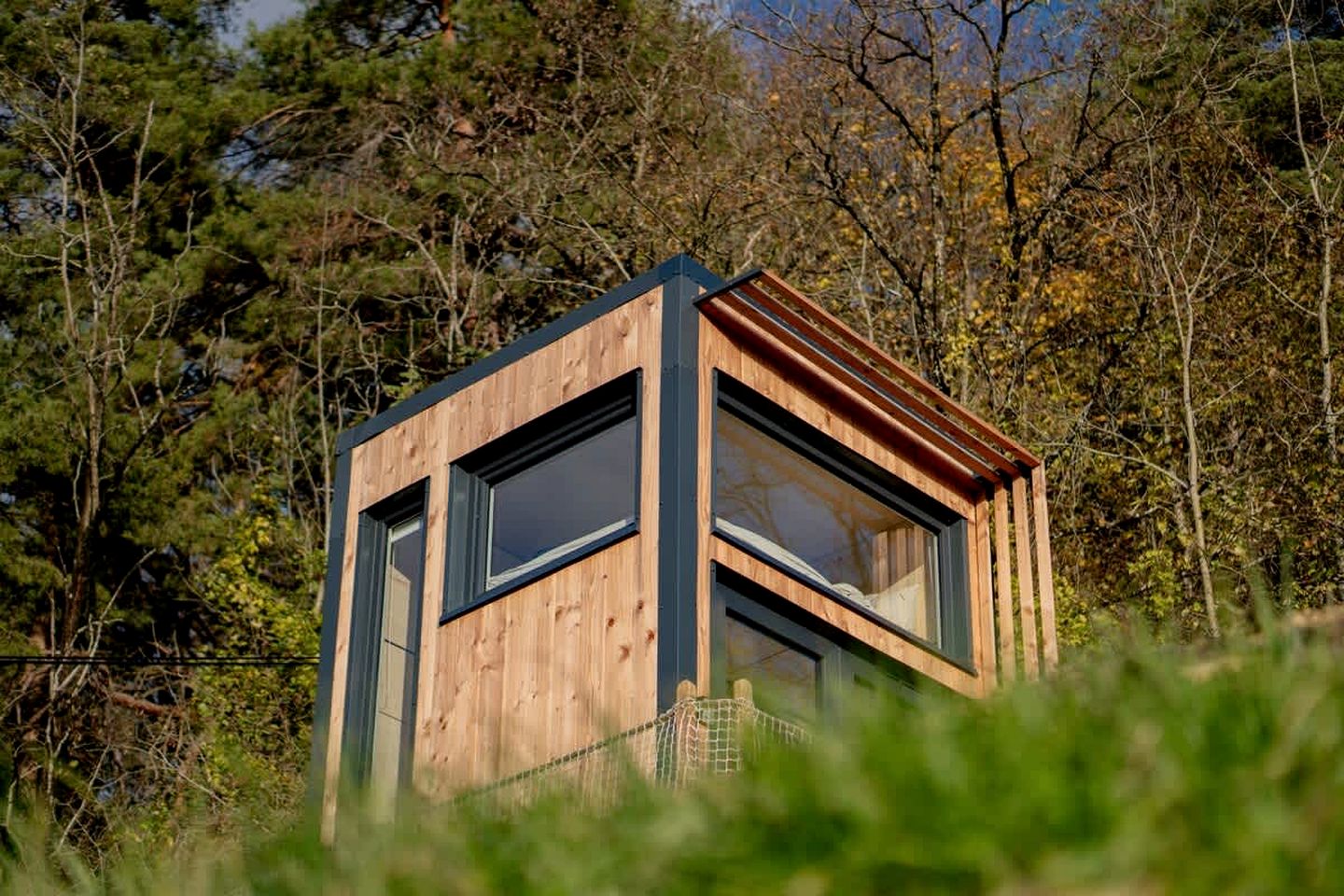 Charming Panoramic Tiny Home with Private Vineyard Views Near Boyeux-Saint-Jérôme | France