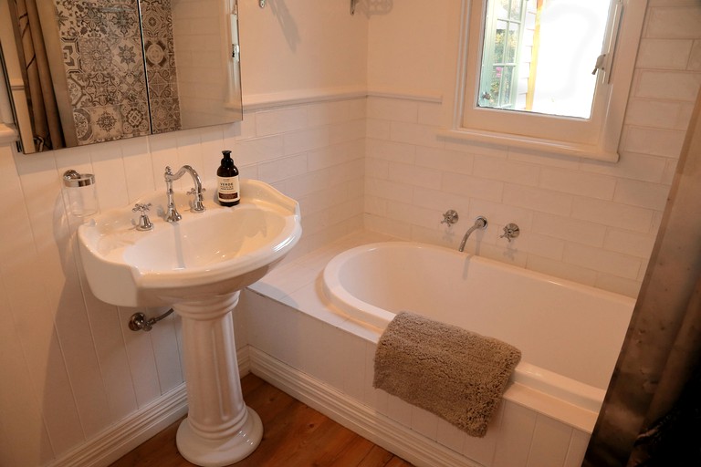 Cottages (Healesville, Victoria, Australia)