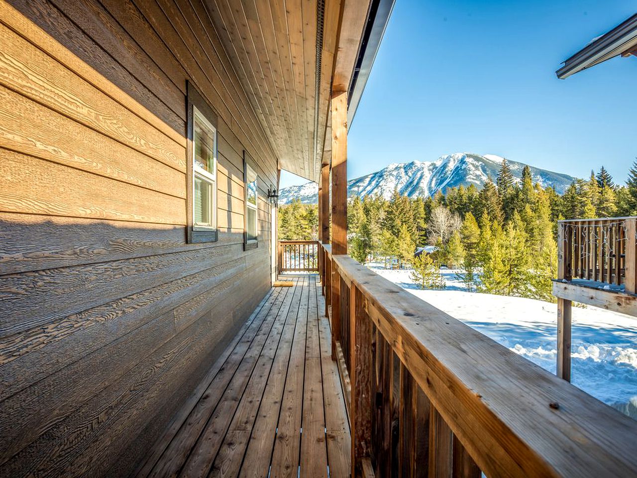 Lovely Family Cabin Rental for an Outdoor Getaway near Whitefish, Montana