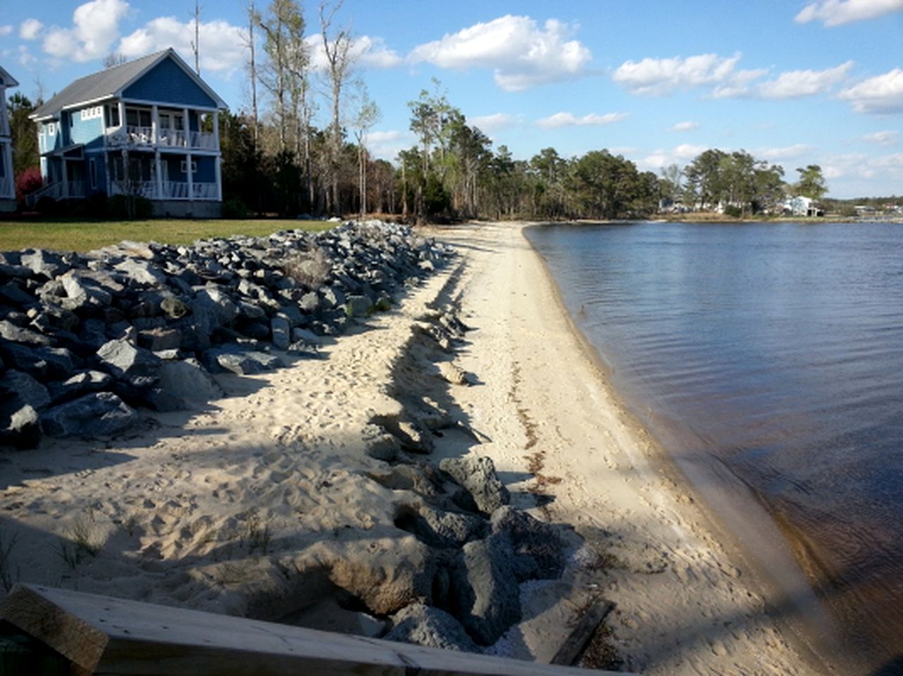 Vacation Cottage on the Neuse River, North Carolina