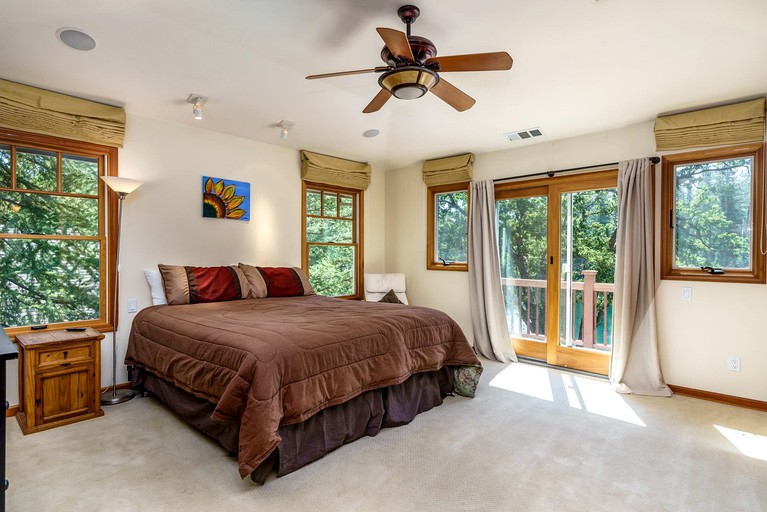 Cabins (United States of America, Groveland, California)