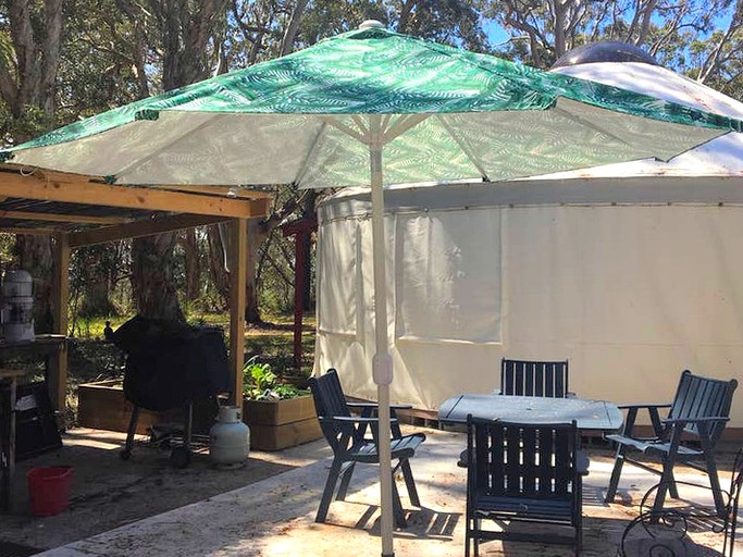 Yurts (Hyland Park, New South Wales, Australia)