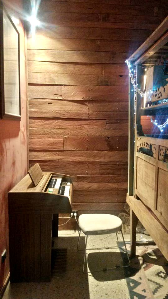 Rustic Gold Coast Cabin with Amazing Views Ideal for Glamping in Queensland