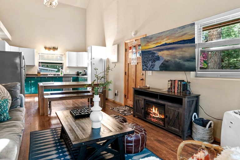 Cabins (United States of America, Big Bear, California)