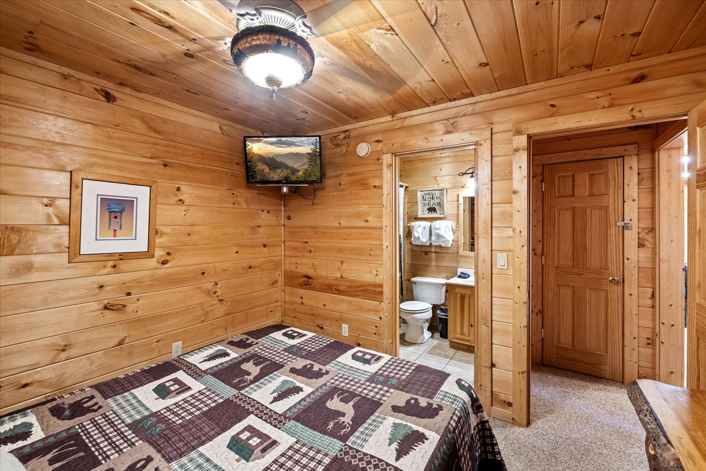 Luxury Glamping Rental in the Heart of Sevierville, Tennessee
