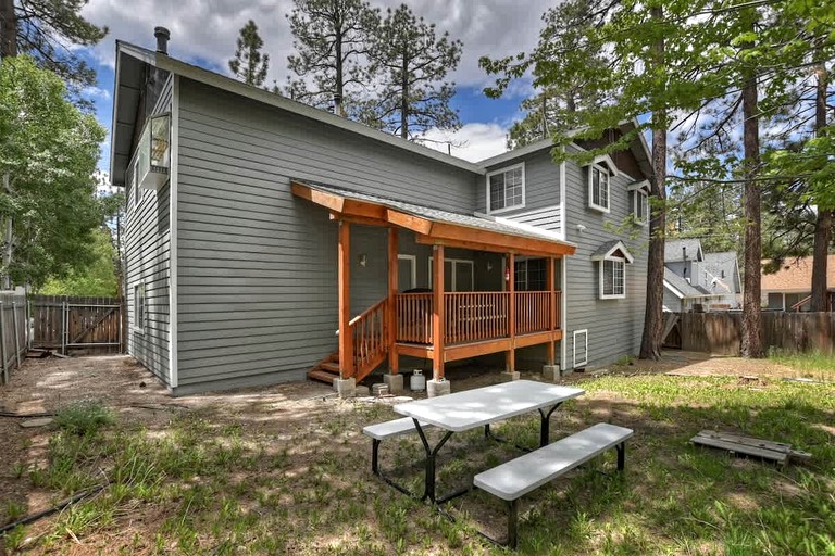 Cabins (United States of America, Big Bear Lake, California)