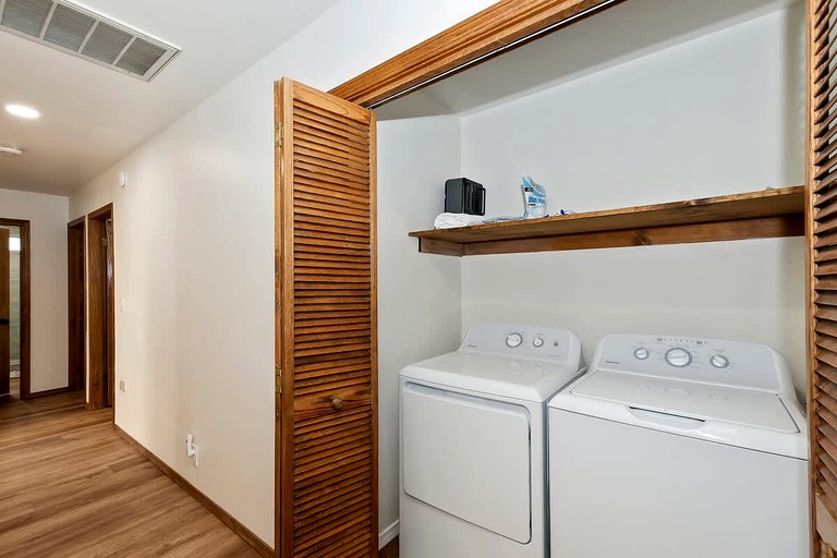 Cabins (United States of America, Big Bear Lake, California)