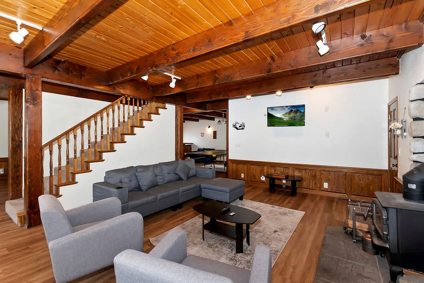 Big Bear Playground: Cabin Ideal for Family and Friends' Playtime