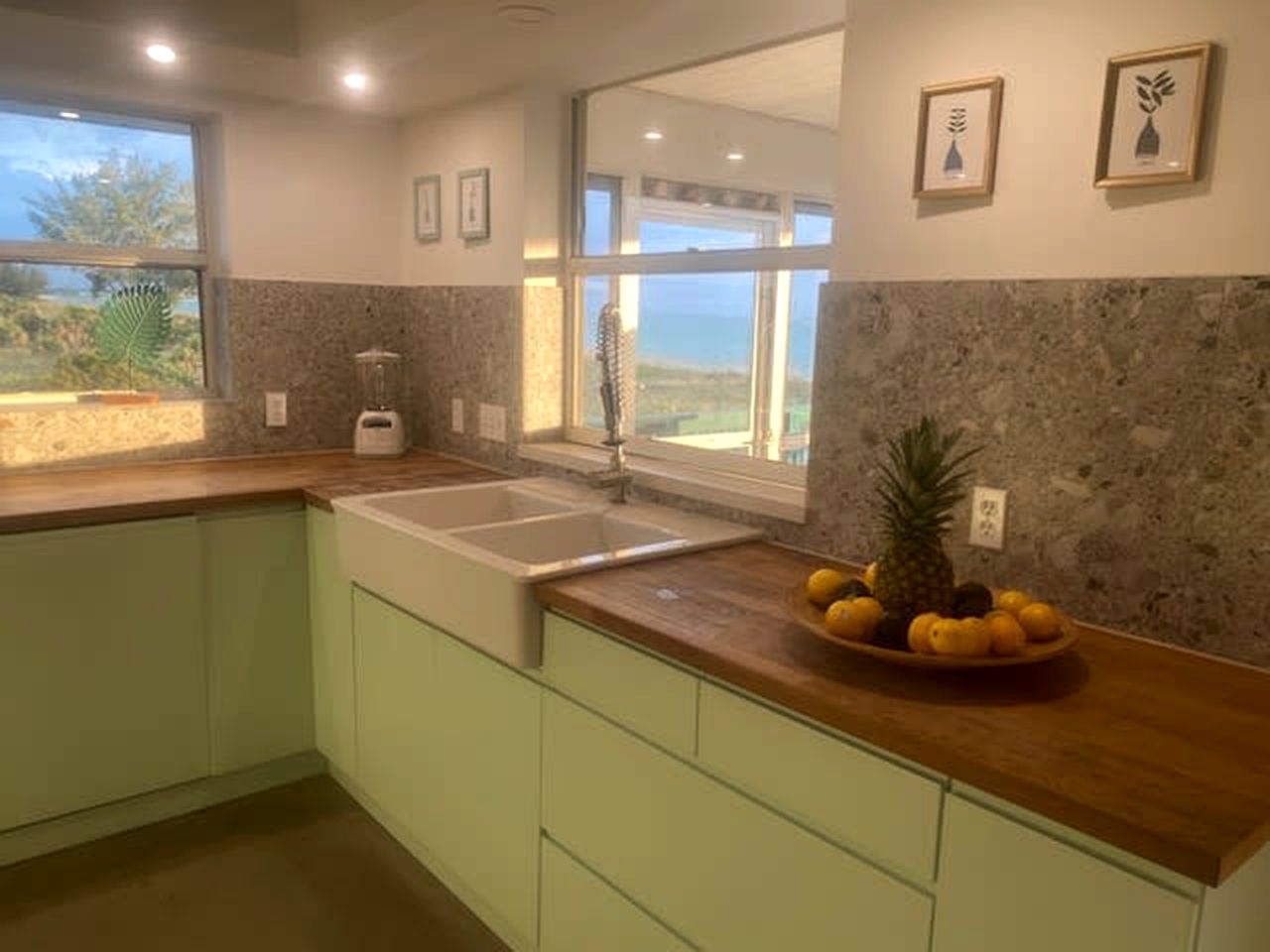 Spacious Beachfront House with Panoramic Gulf Views on Little Gasparilla Island, Florida