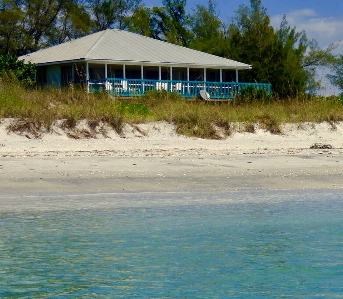 Spacious Beachfront House with Panoramic Gulf Views on Little Gasparilla Island, Florida