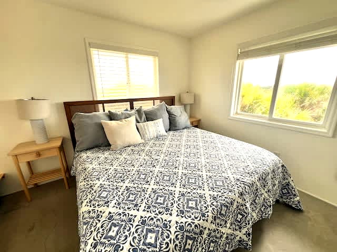 Spacious Beachfront House with Panoramic Gulf Views on Little Gasparilla Island, Florida