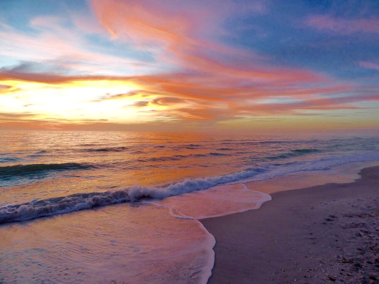 Spacious Beachfront House with Panoramic Gulf Views on Little Gasparilla Island, Florida