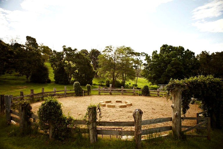 Barns (Mullumbimby, New South Wales, Australia)