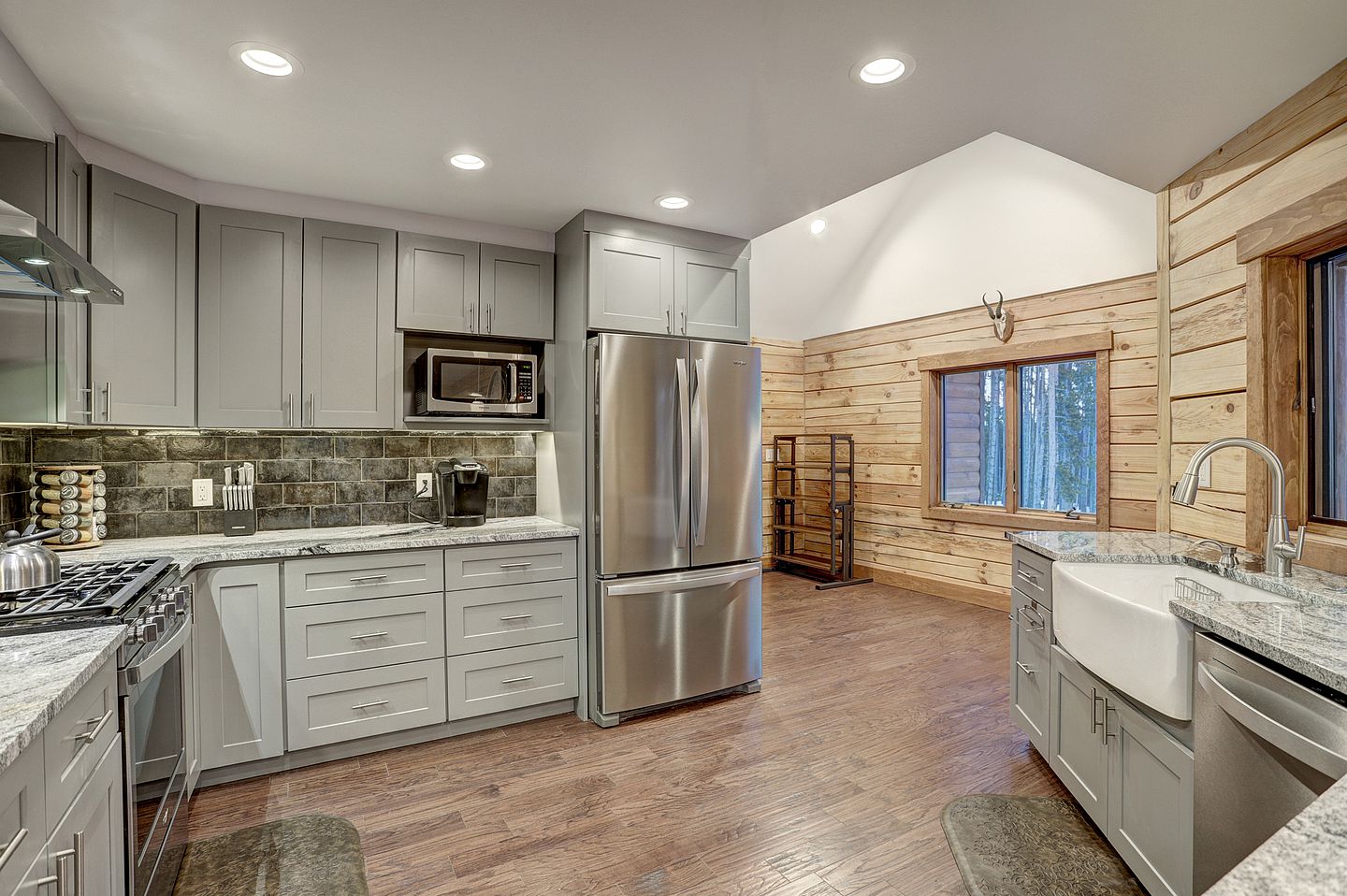 Amazing Breckenridge Cabin for 10, Perfect for Escapes to Slopes