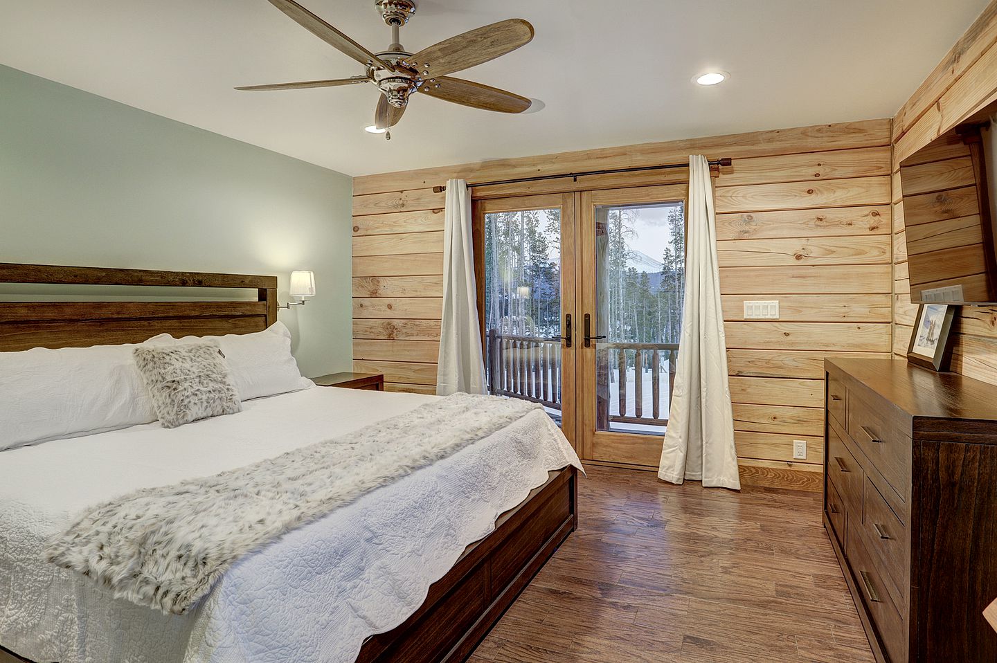 Amazing Breckenridge Cabin for 10, Perfect for Escapes to Slopes