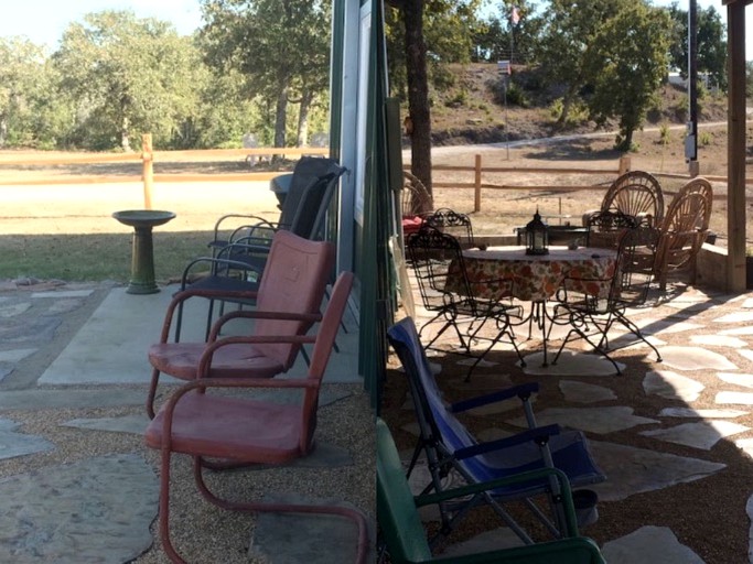 Cabins (Gonzales, Texas, United States)