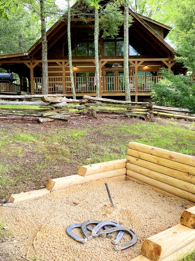 Cabins (United States of America, Sevierville, Tennessee)