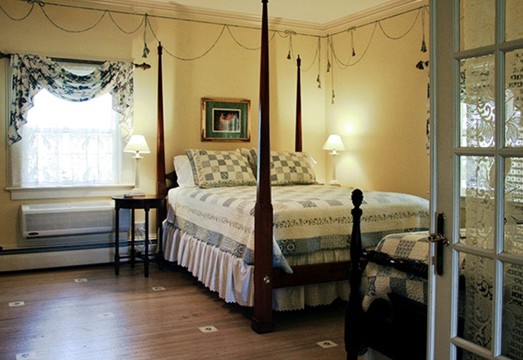 Nature Lodges (Williamston, North Carolina, United States)