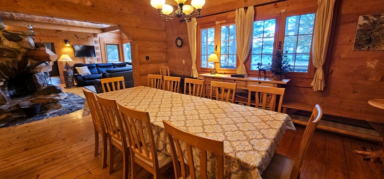 Cabins (United States of America, Beaver Cove, Maine)