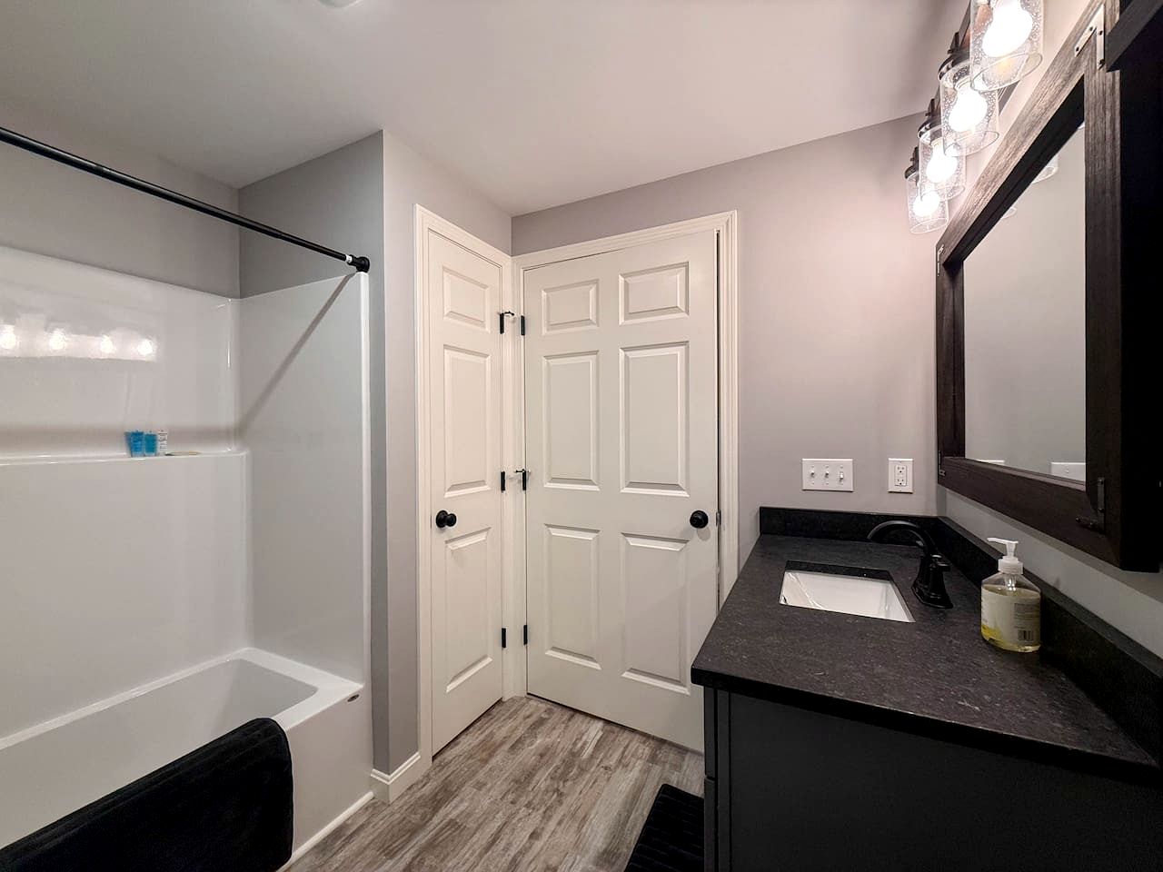 Modern Cottage Retreat Near Pleasant Mountain in Bridgton, Maine