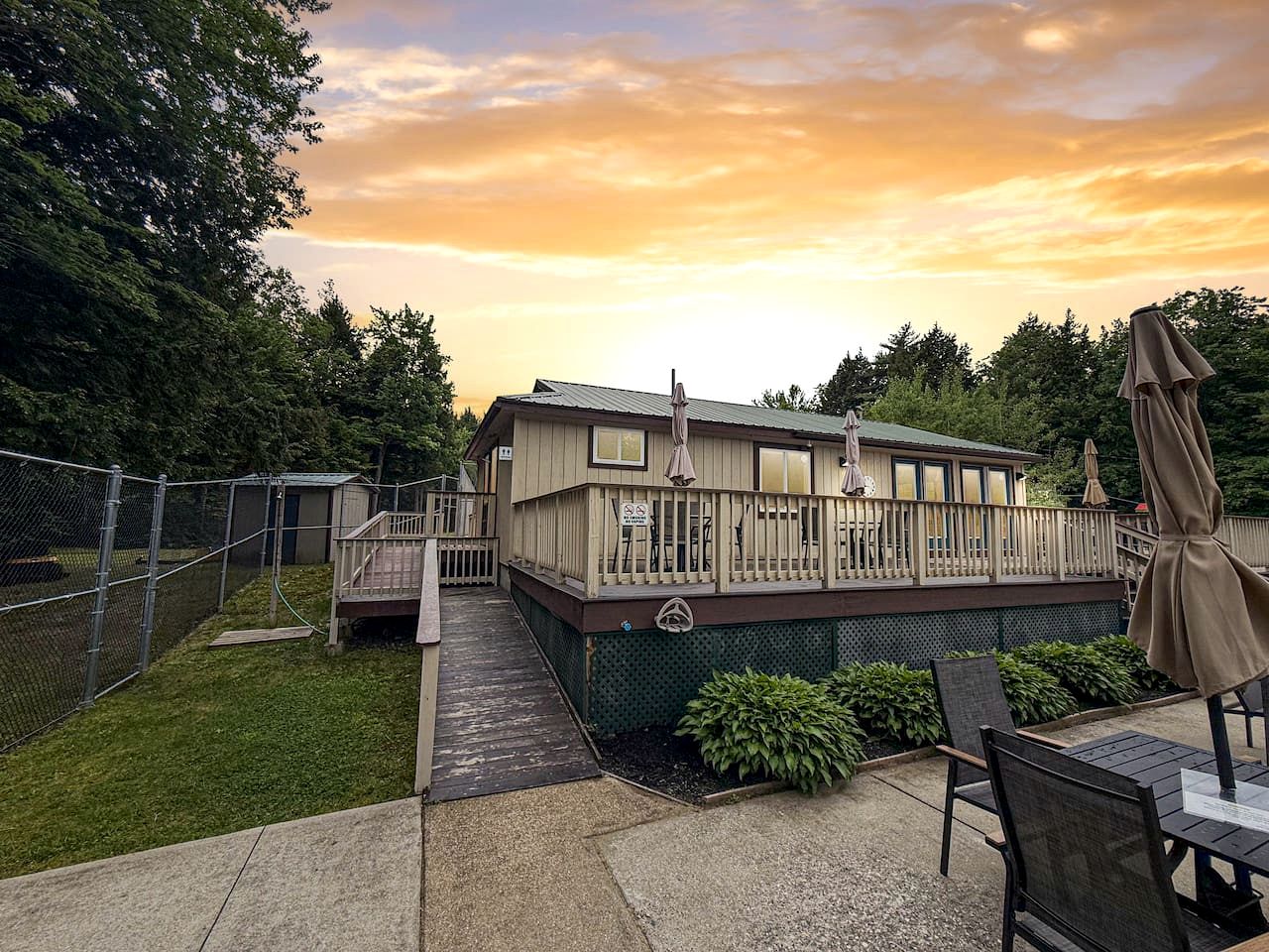 Modern Cottage Retreat Near Pleasant Mountain in Bridgton, Maine