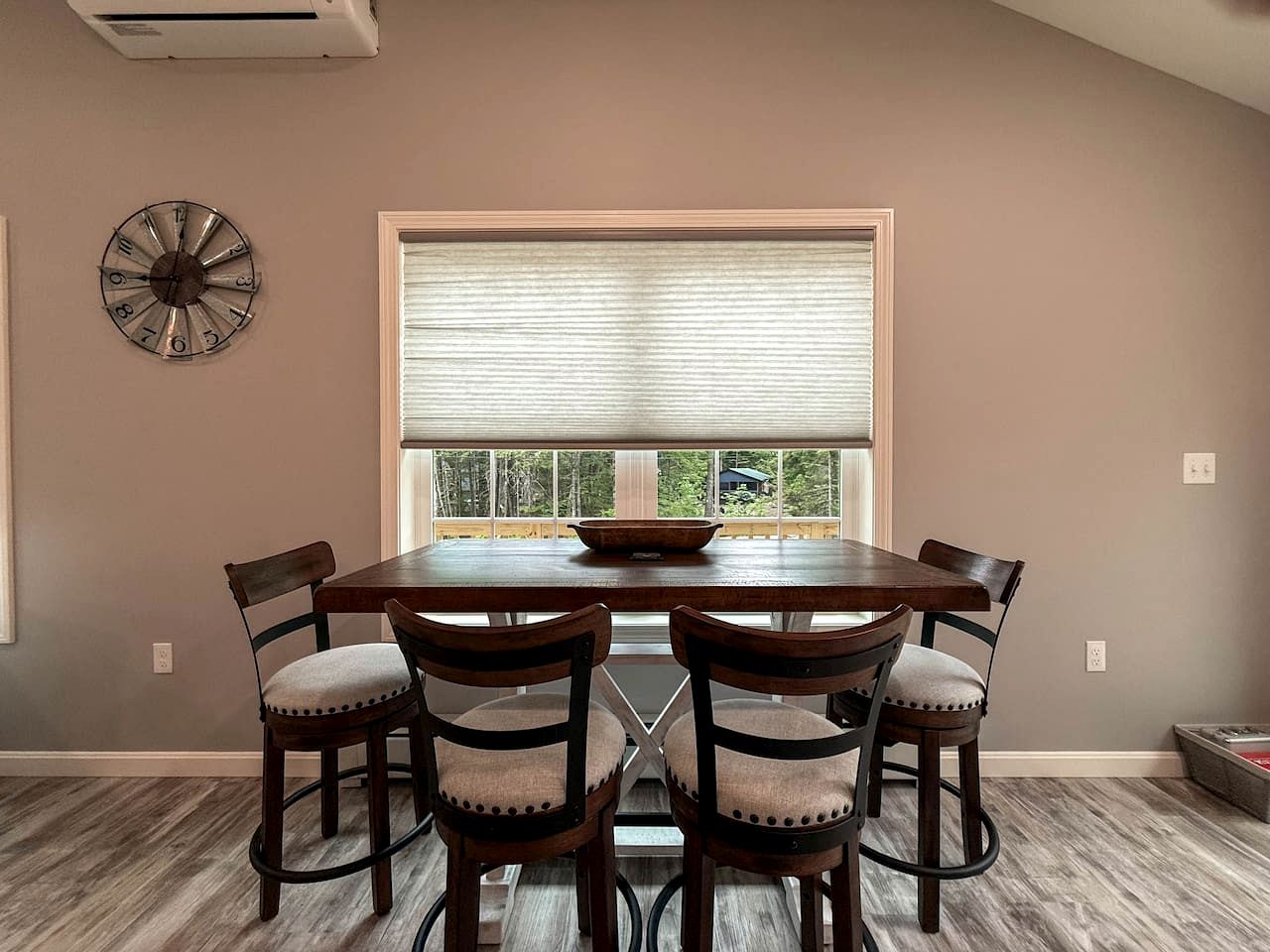 Modern Cottage Retreat Near Pleasant Mountain in Bridgton, Maine