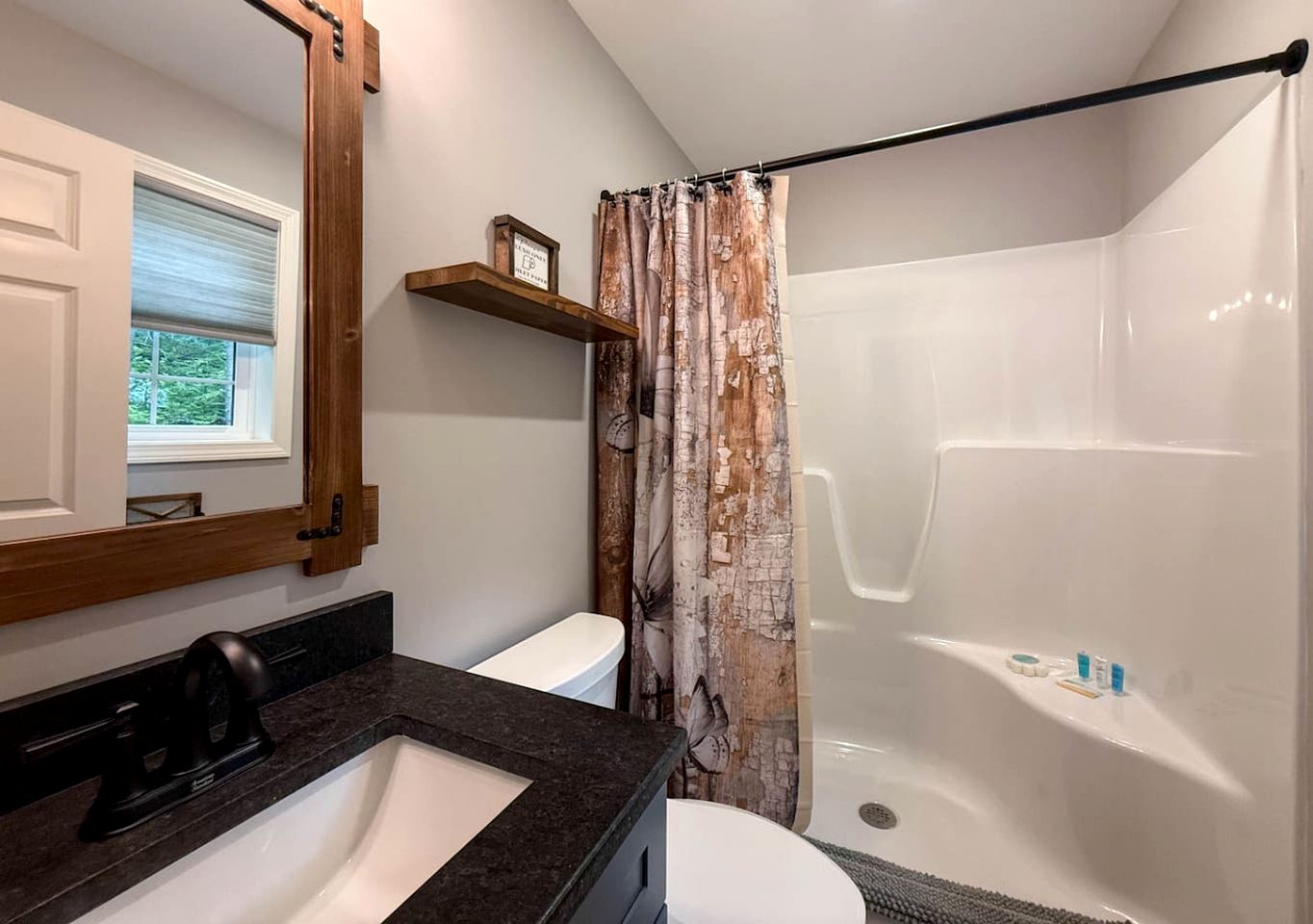 Modern Cottage Retreat Near Pleasant Mountain in Bridgton, Maine